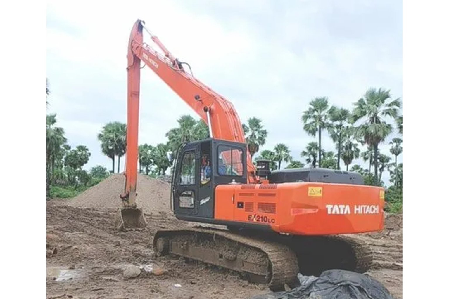 Poclain Crane Rental Service