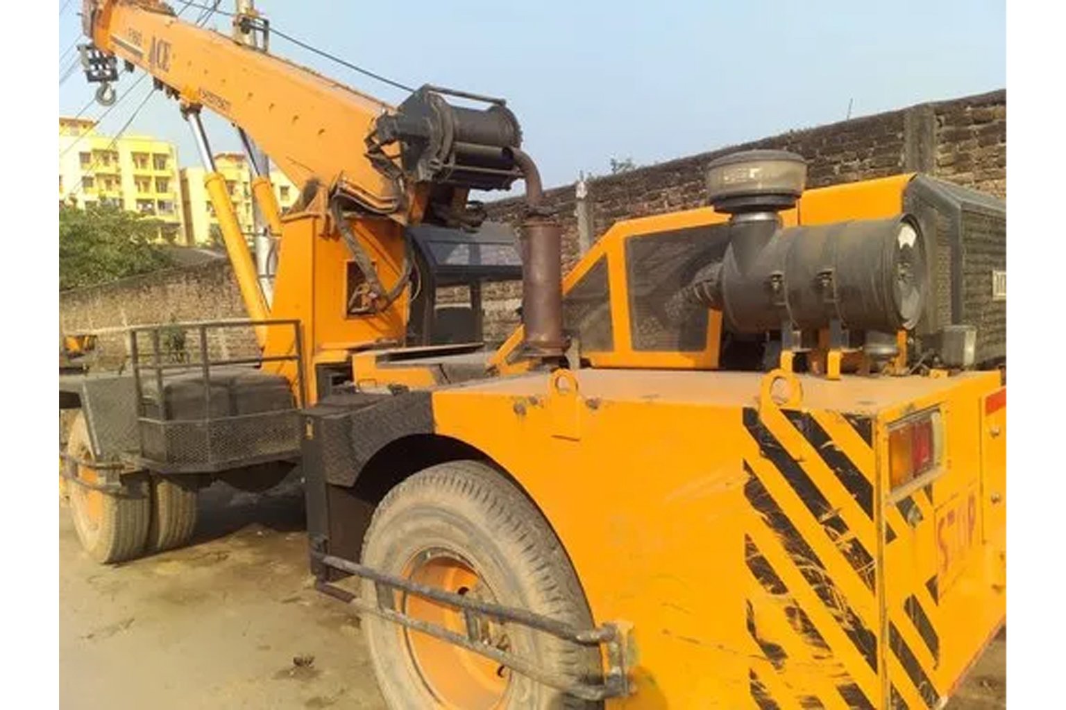 80 Ton ACE crane rental service